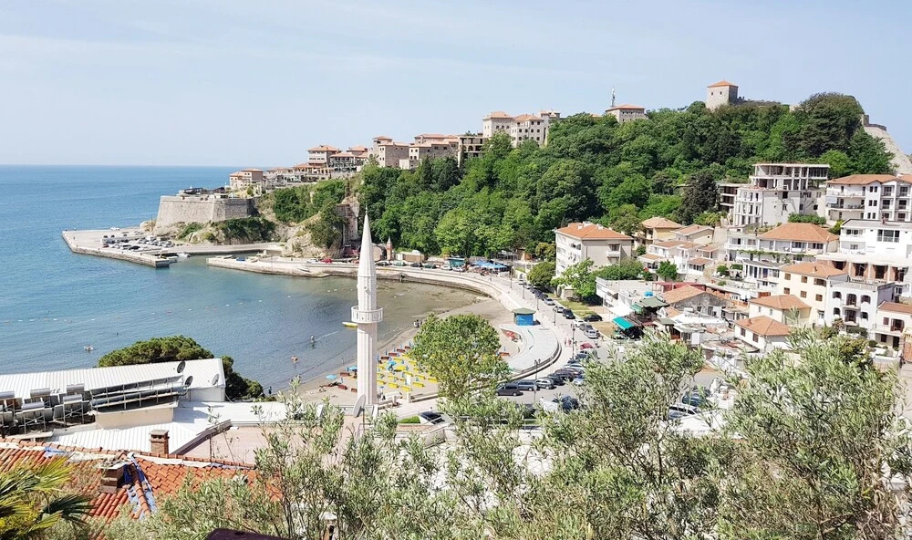 Momo sea view apartments