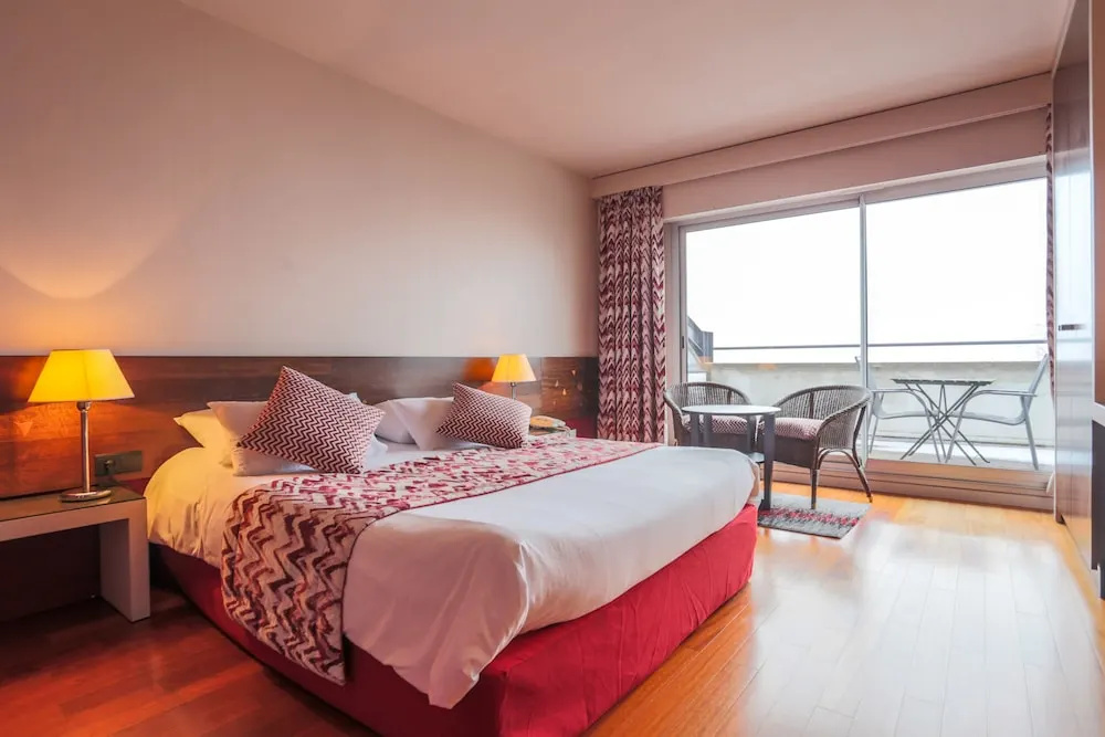 Standard Double room (full double bed)