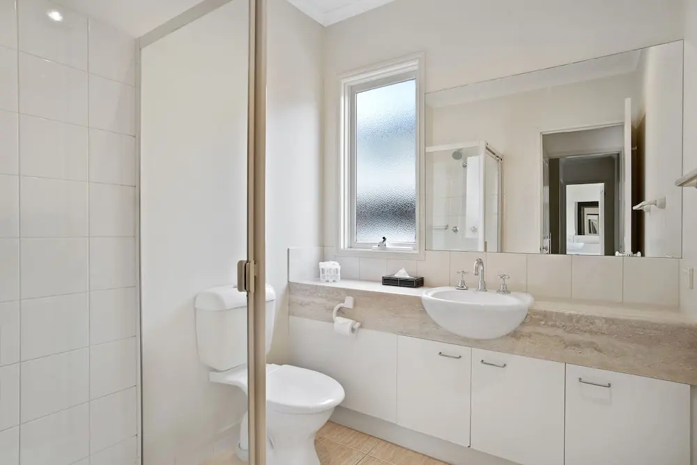 3 Bedrooms Double Cottage (full double bed)