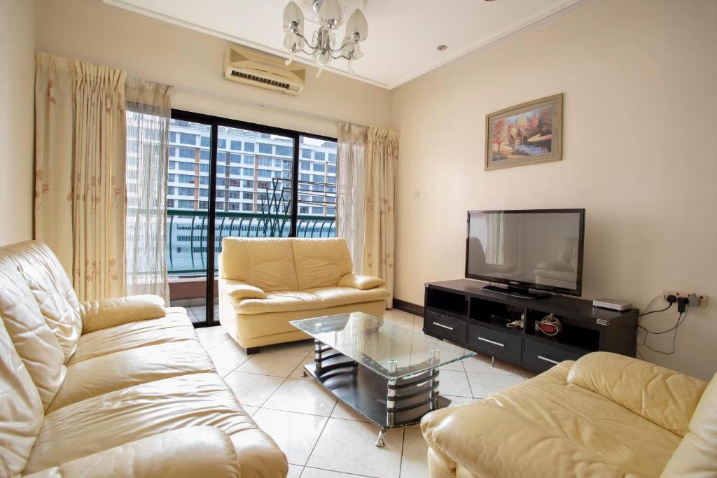 Marina Vacation Condos @ Marina Court Resort Condominium