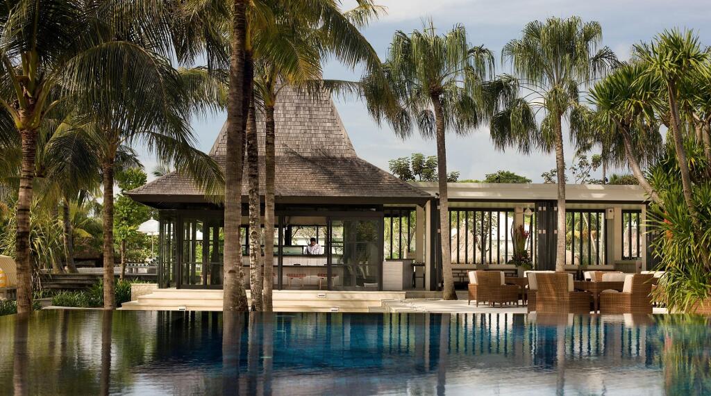 The Royal Santrian Villas