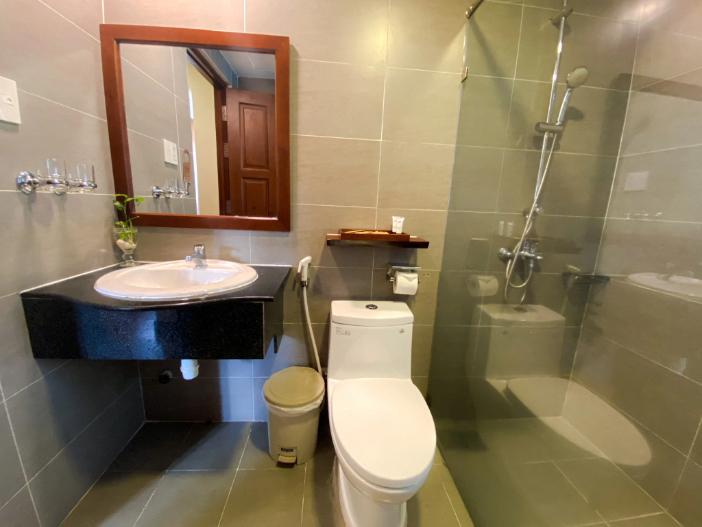 Superior Double room with garden view (full double bed)