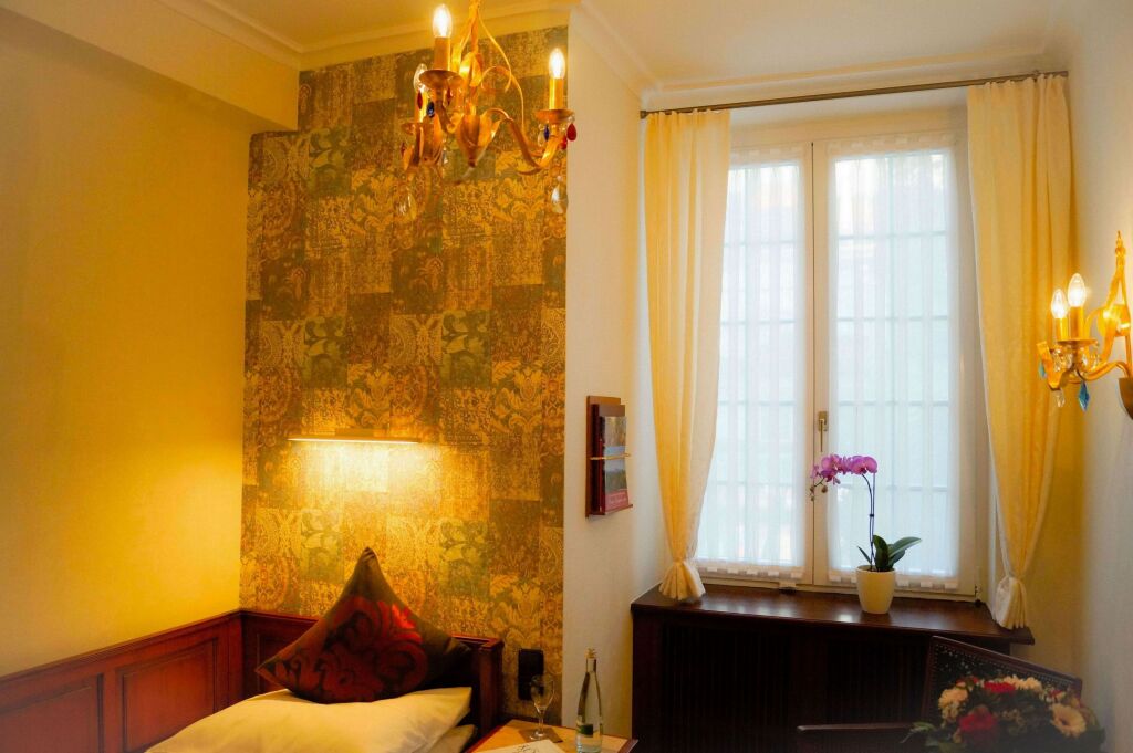 Hotel Oberkirch by null