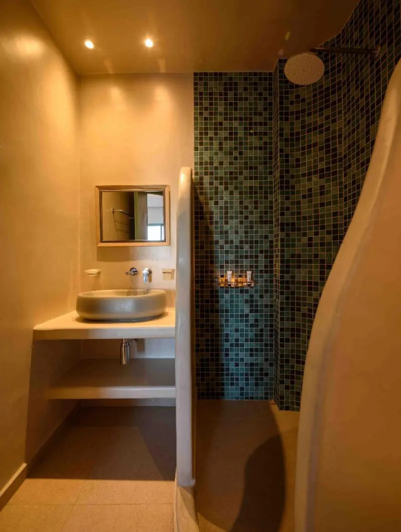 Superior Double room (full double bed)
