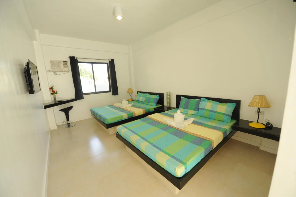 Standard Quadruple room