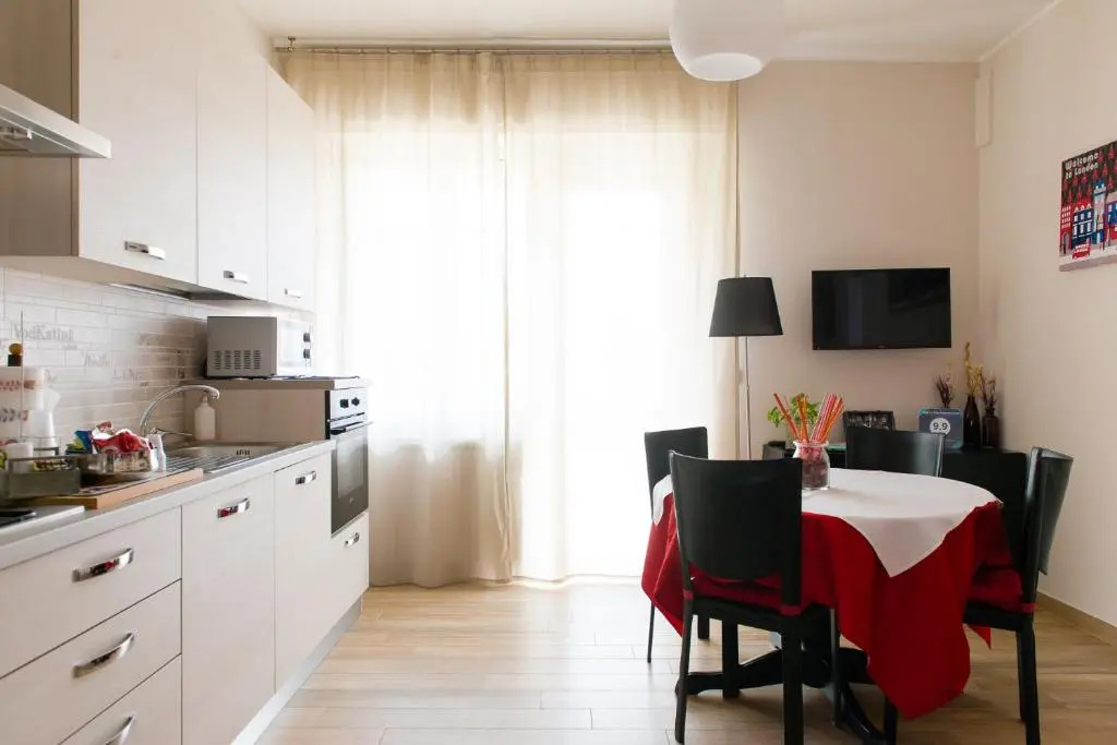 1 Bedroom Apartment