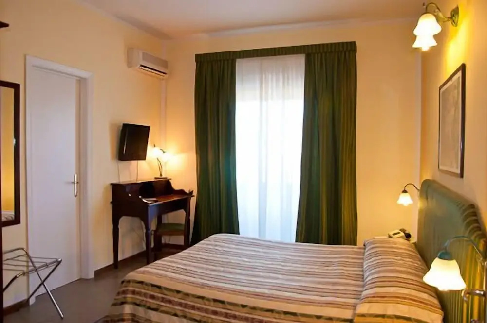 Ares Hotel - Chambres
