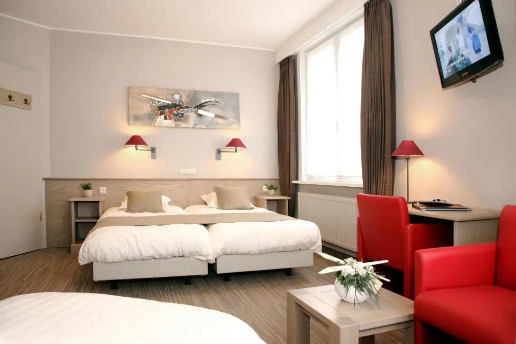 Ambassador Hotel - Chambres