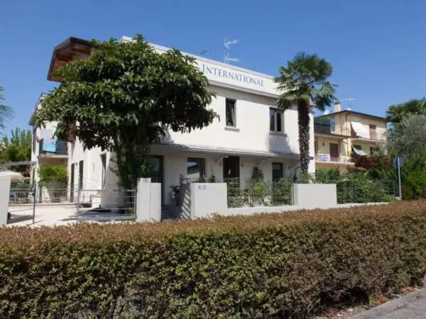 International Rooms Apartments