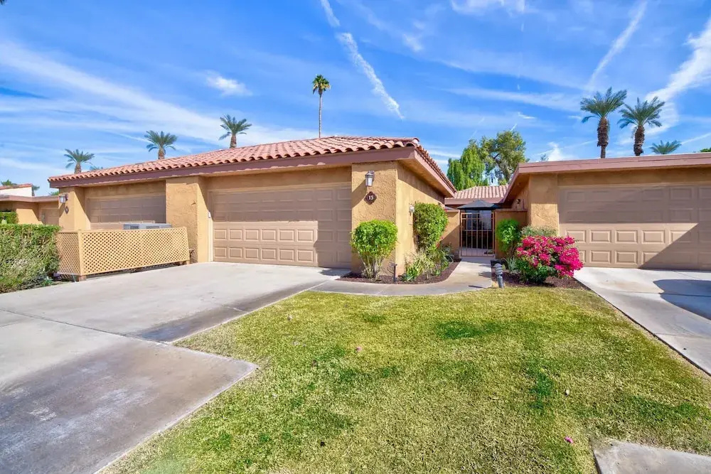 Designer Seville Condo w Golf Mountain Views