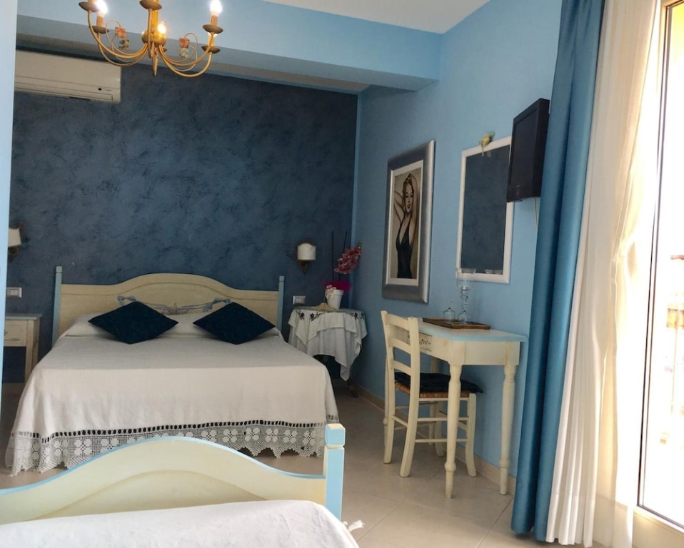 B&B Scilla Town — 4