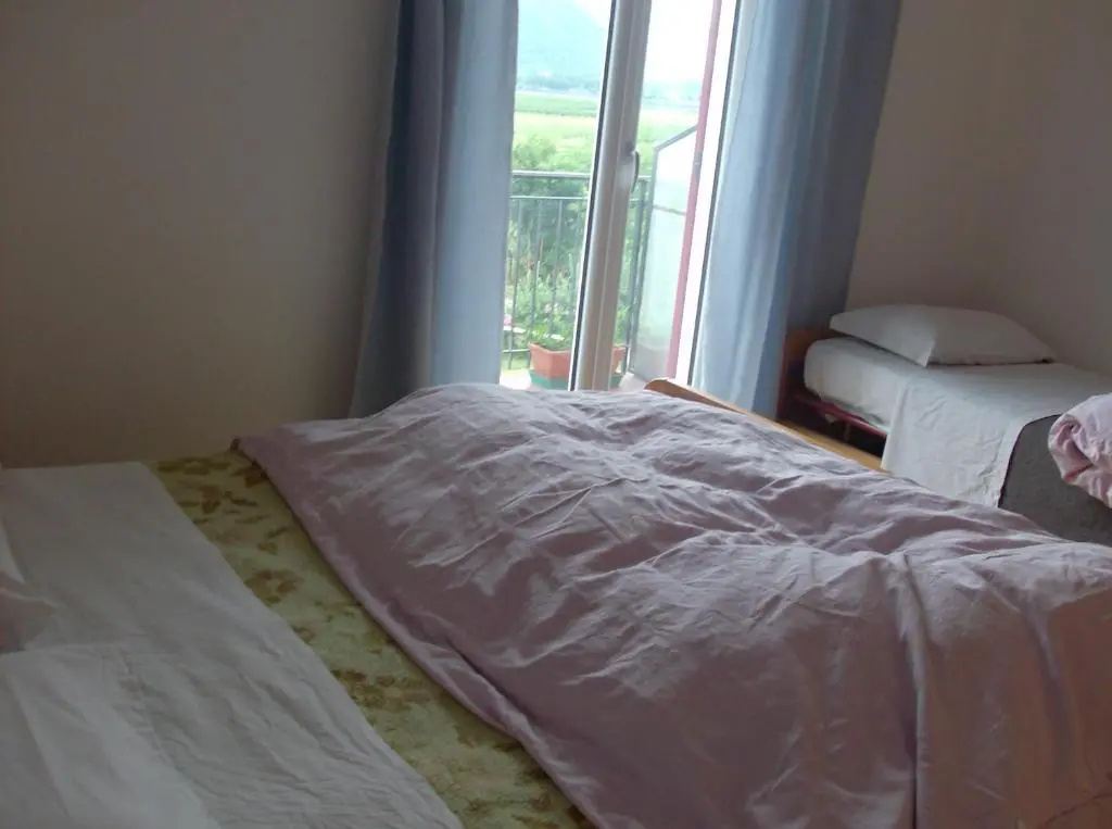 Standard Triple room with balcony