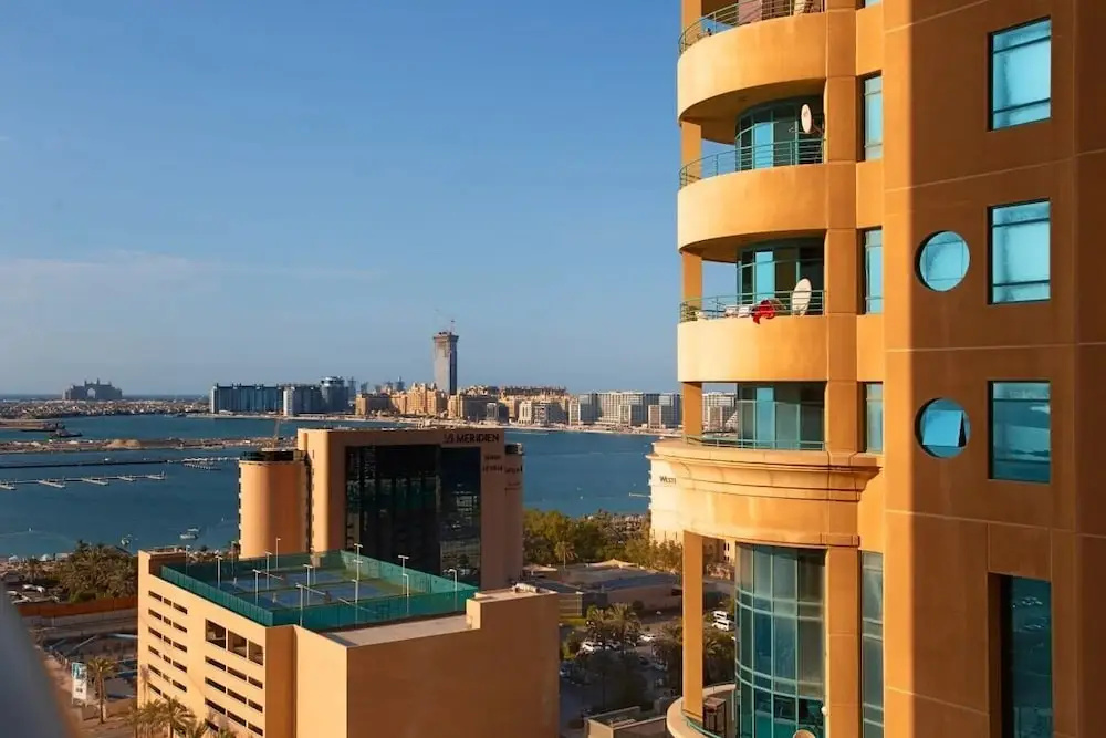 Spacious & Comfy Apt in Dubai Marina
