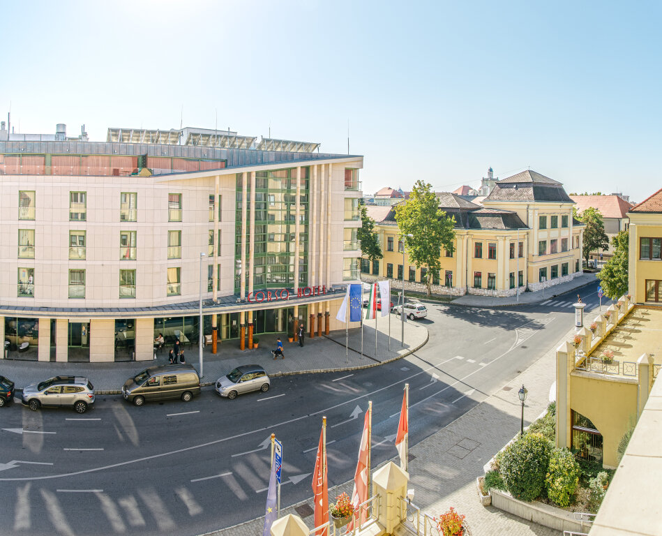 Corso Hotel Pécs image