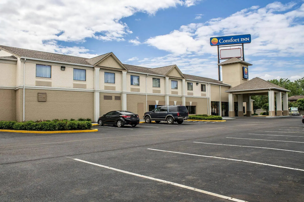 Howard Johnson by Wyndham Columbus State Fairgrounds I-71