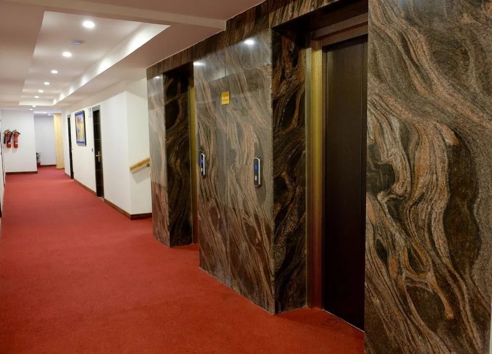 Hotel photo 12