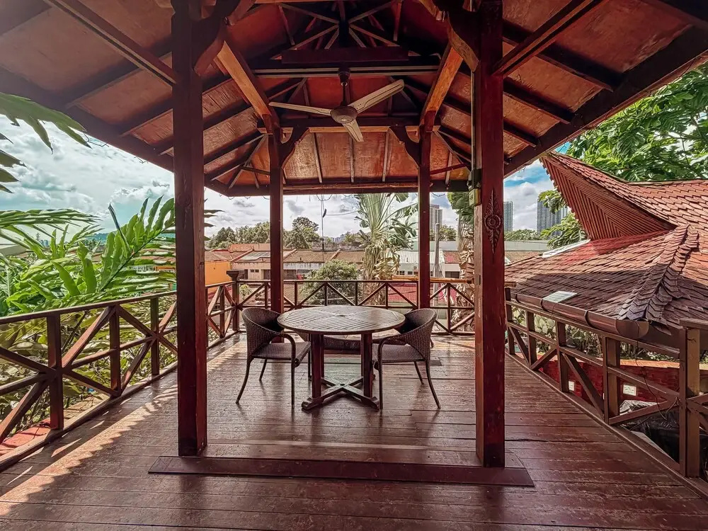 Serene Palm Heritage Tropical Villa