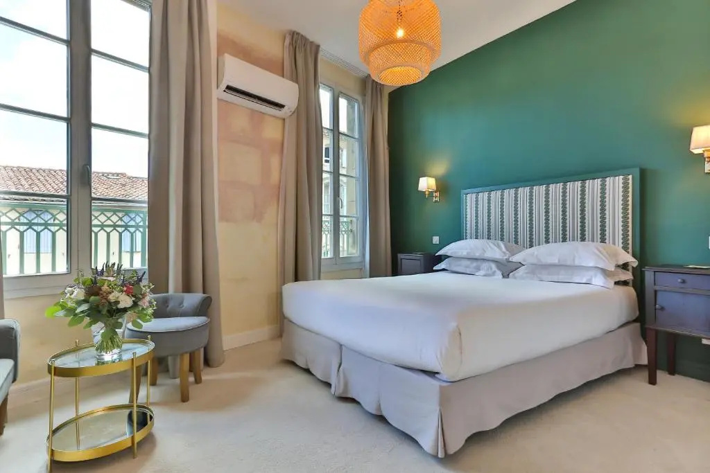 Premium room