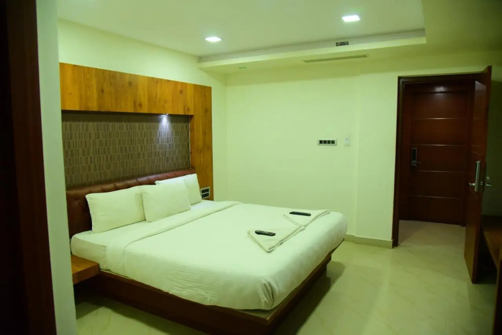 Hotel photo 12