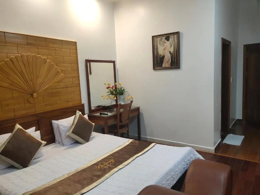 Luxury Hotel 1