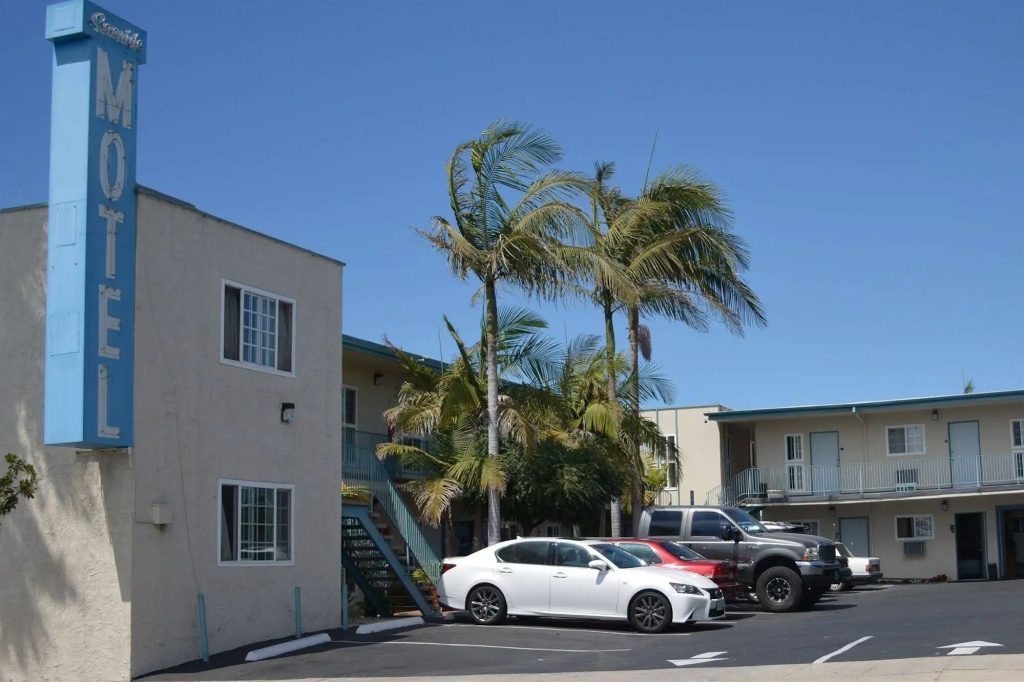 Seaside Motel