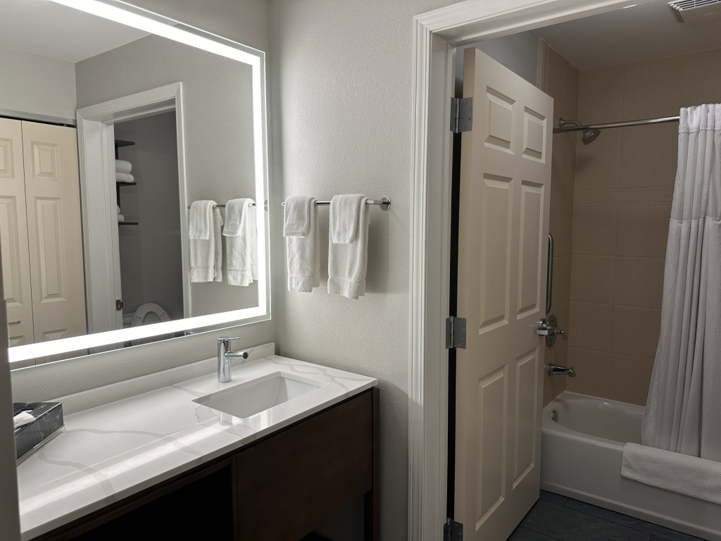 Staybridge Suites Milwaukee West-Oconomowoc by IHG - Général