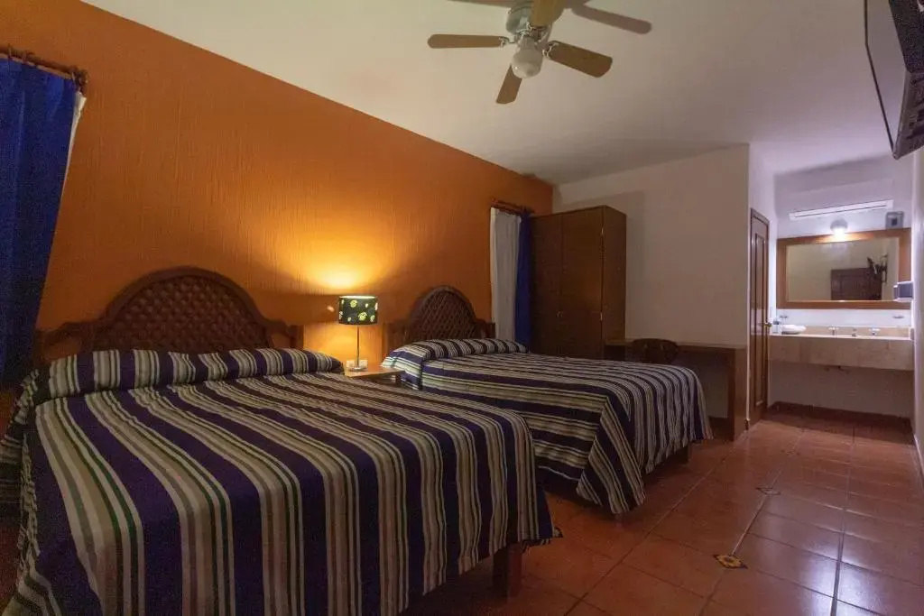 Standard Double room (full double bed)