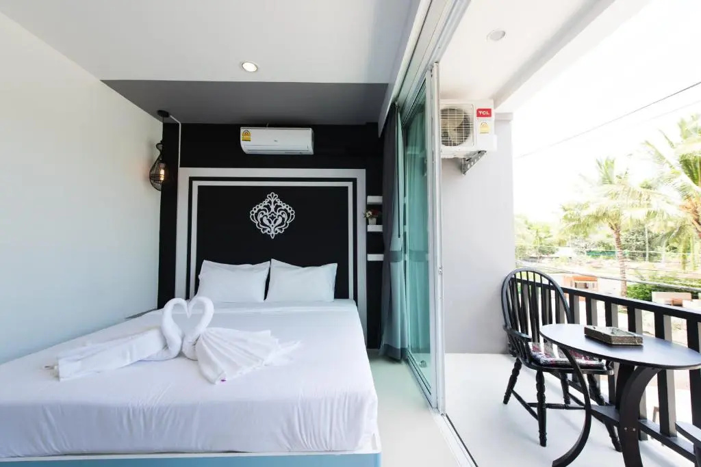 Vacation Time House by ZUZU — фото