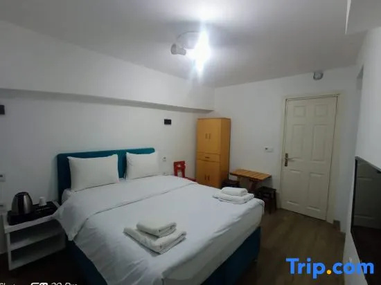 Standard Basement room