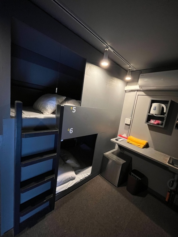 Rhodes Otsuka Hotel - Hostel 사진 10