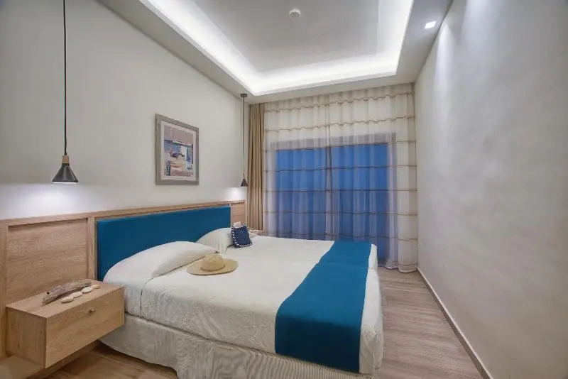 Cavos Bay Hotel and Studios - Chambres
