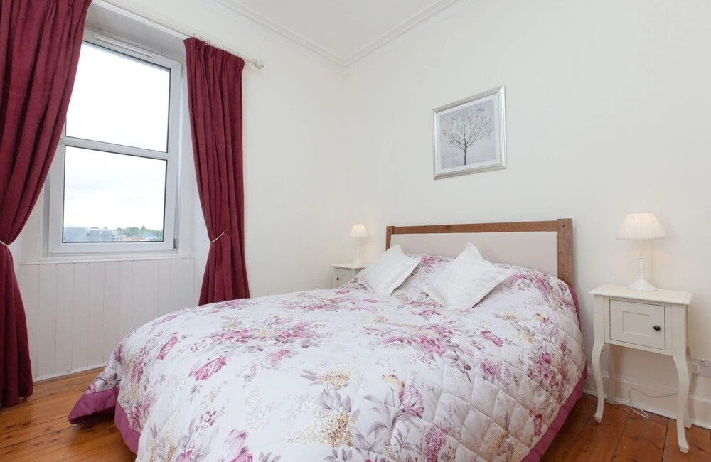 Homely Tenement for 4 Near Botanic Gardens