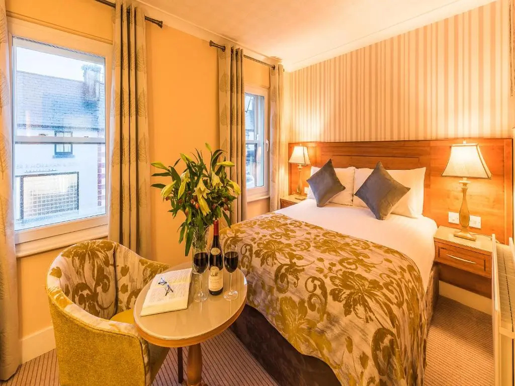 Clew Bay Hotel - Chambres