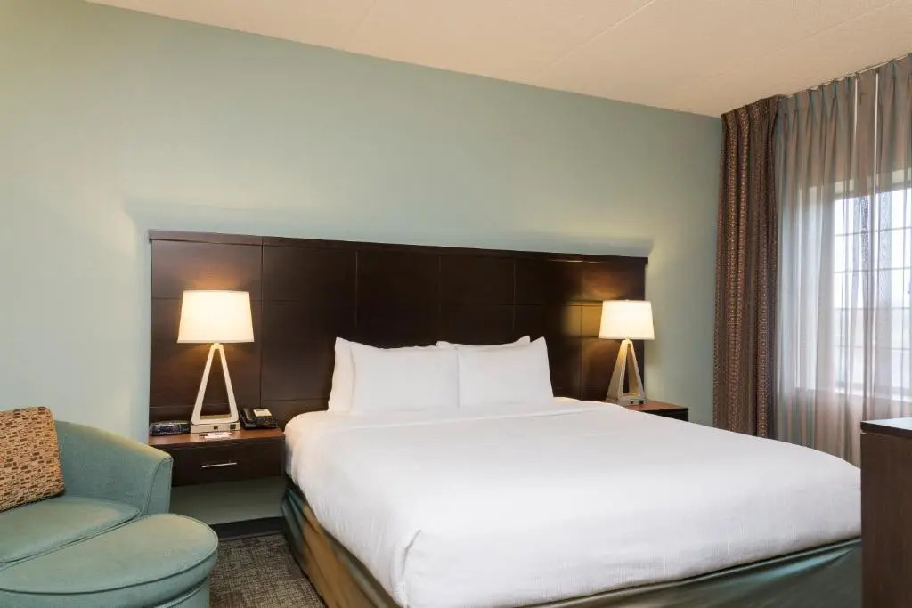 Staybridge Suites Chicago-Oakbrook Terrace by IHG - Chambres