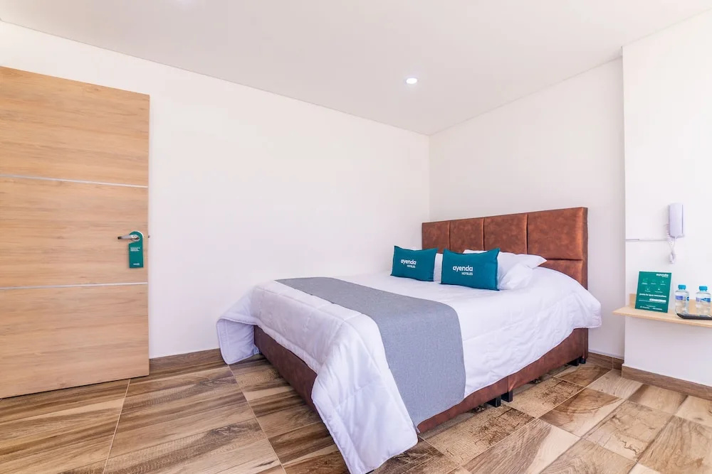 Standard Double room (full double bed)