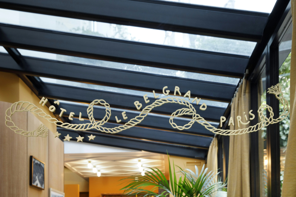 Le Belgrand Hotel Paris Champs Elysees, Tapestry by Hilton
