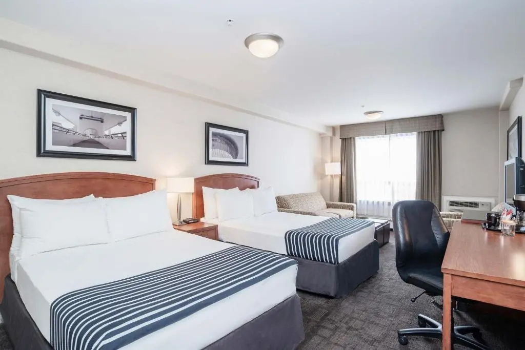 Sandman Hotels & Suites Calgary West - Chambres