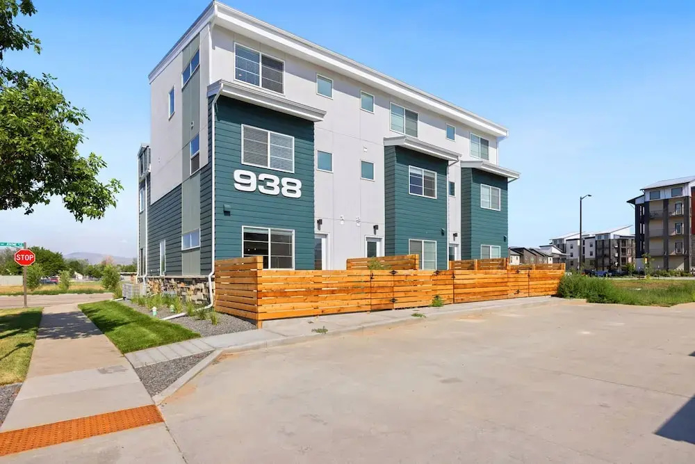 938 Jerome St Unit 2