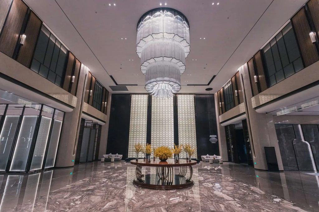 Lobby & Reception