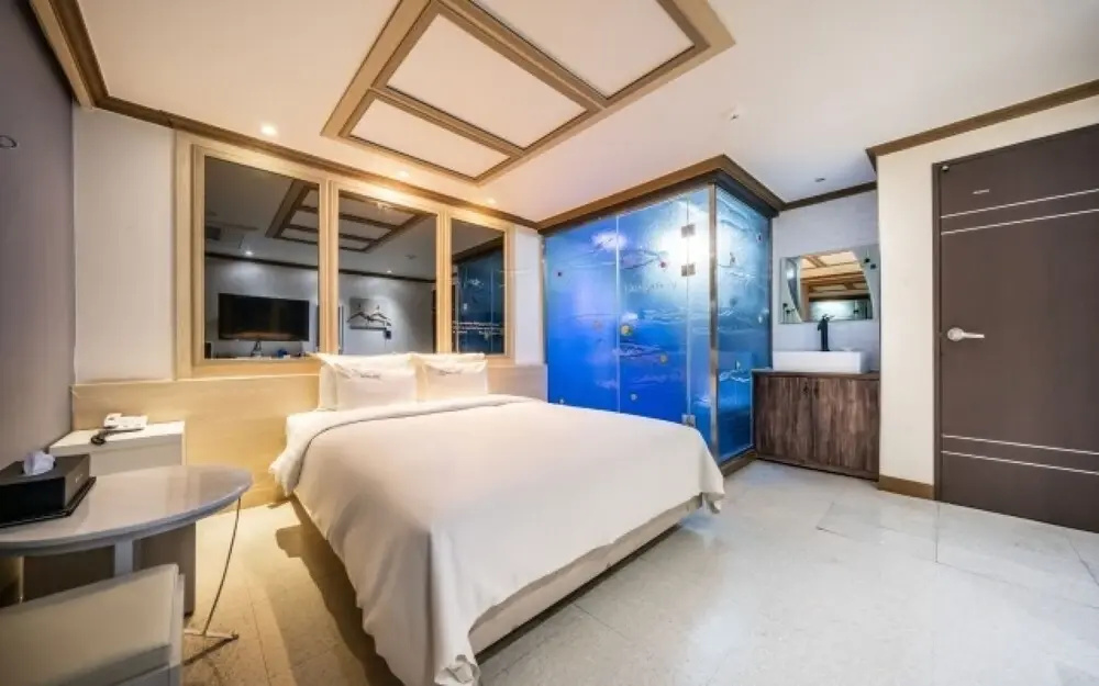 Hotel photo 30