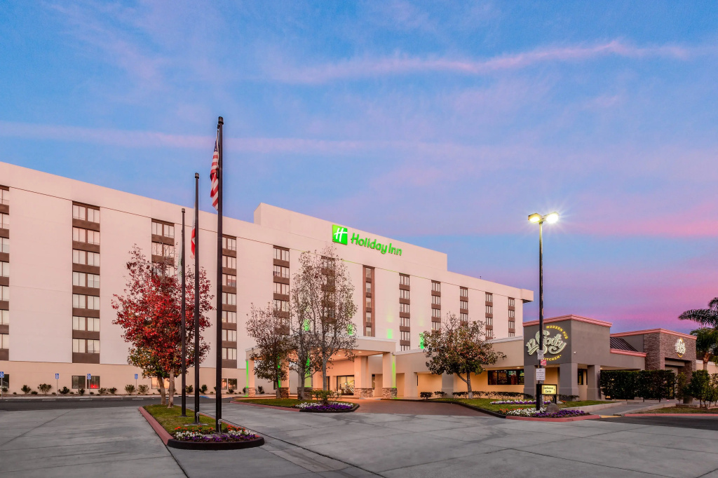 Holiday Inn La Mirada – Buena Park by IHG