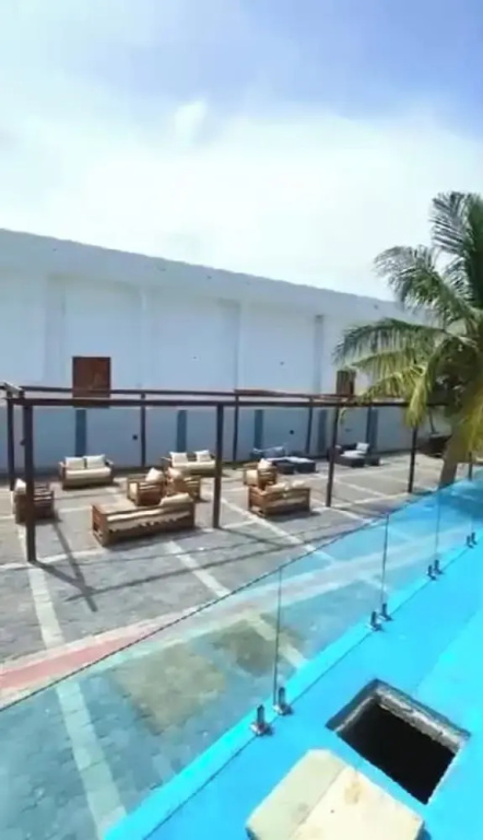 1 bedroom penthouse on the beach ikate