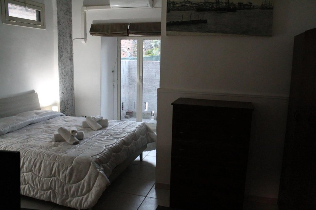 Home Greco — 4