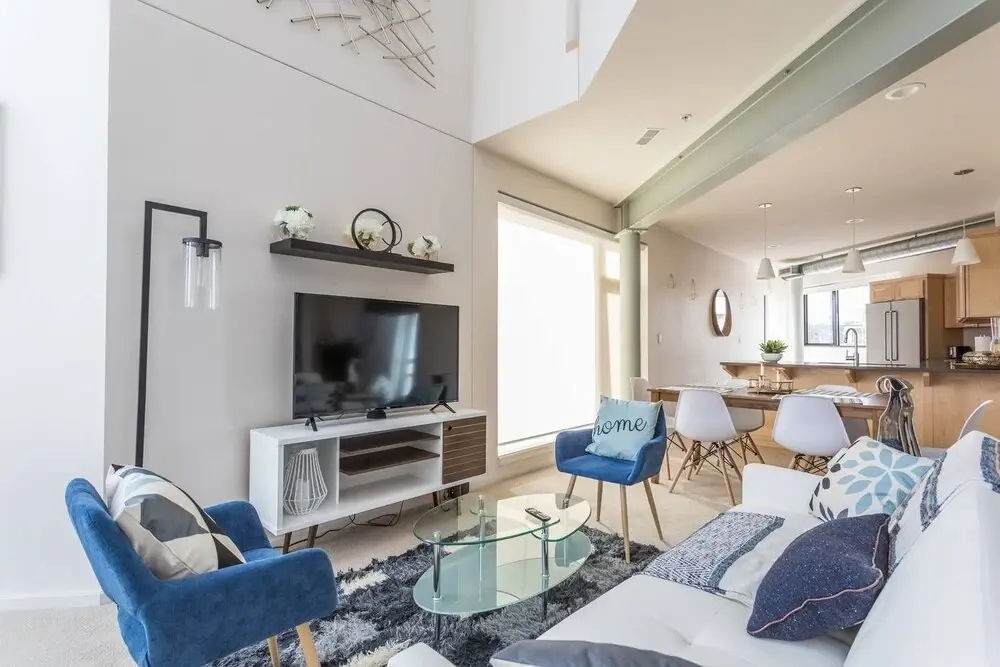 Upscale 3BR Penthouse by CozySuites — фото 3