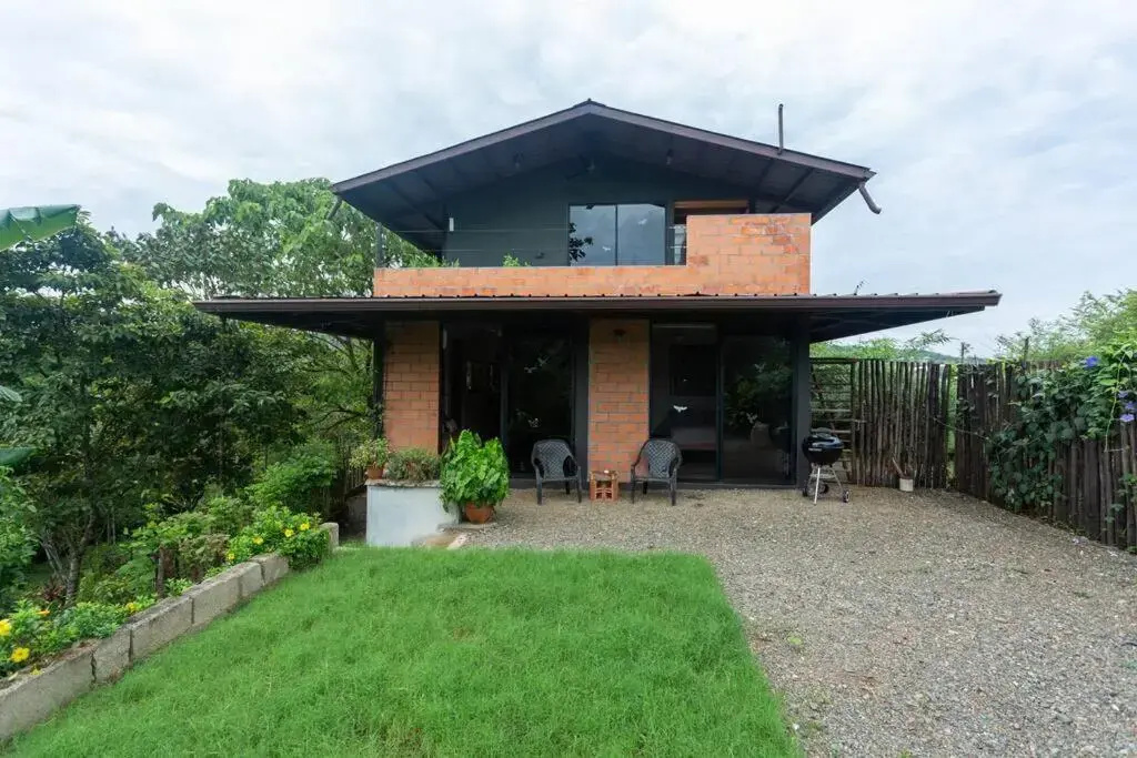 Casa Melina Torio Cozy upscale 2bd jungle House
