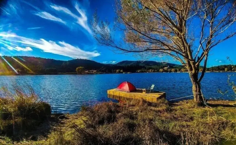 Beach & Waterfront