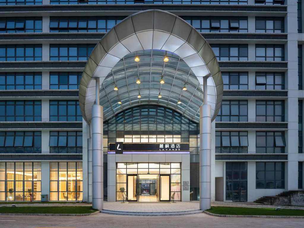 Lavande Hotel (Shenzhen Guangming Science City, Sun Yat-sen University Metro Station)