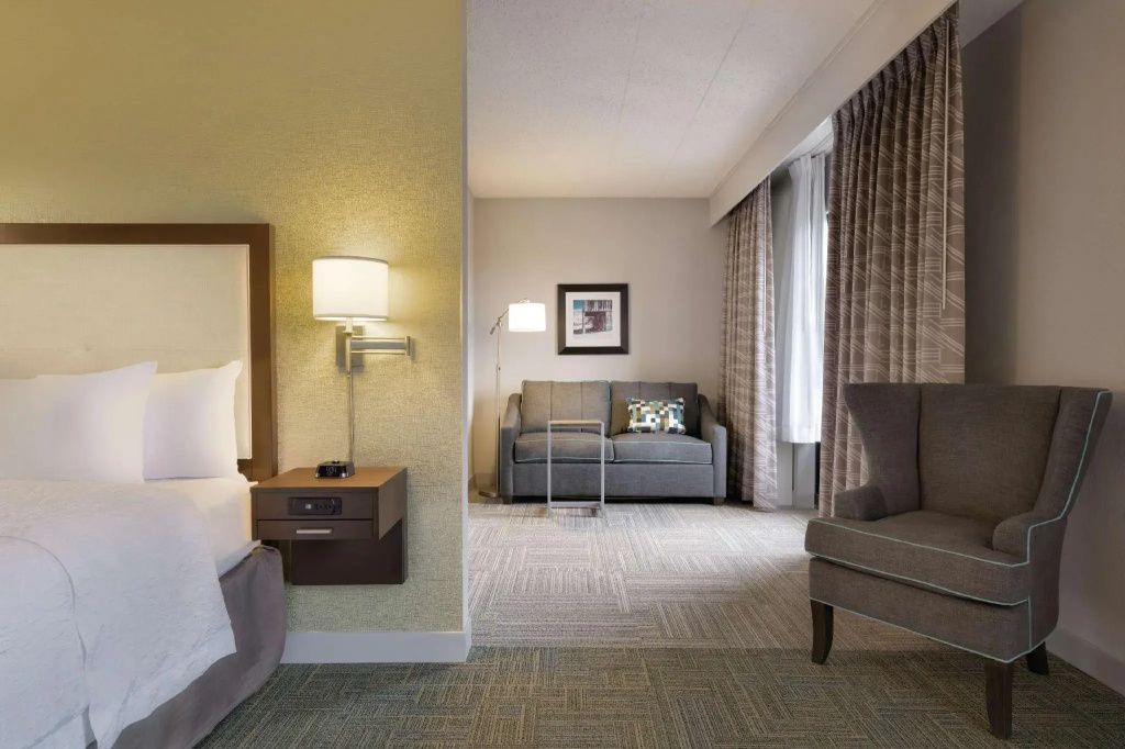 Double Junior Suite (full double bed)
