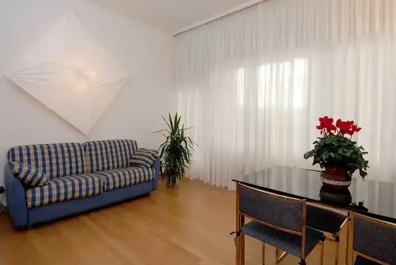 Standard Double room (twin beds)