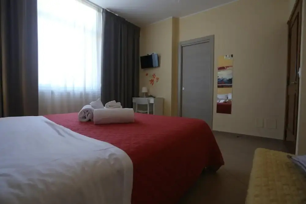 Hotel photo 5